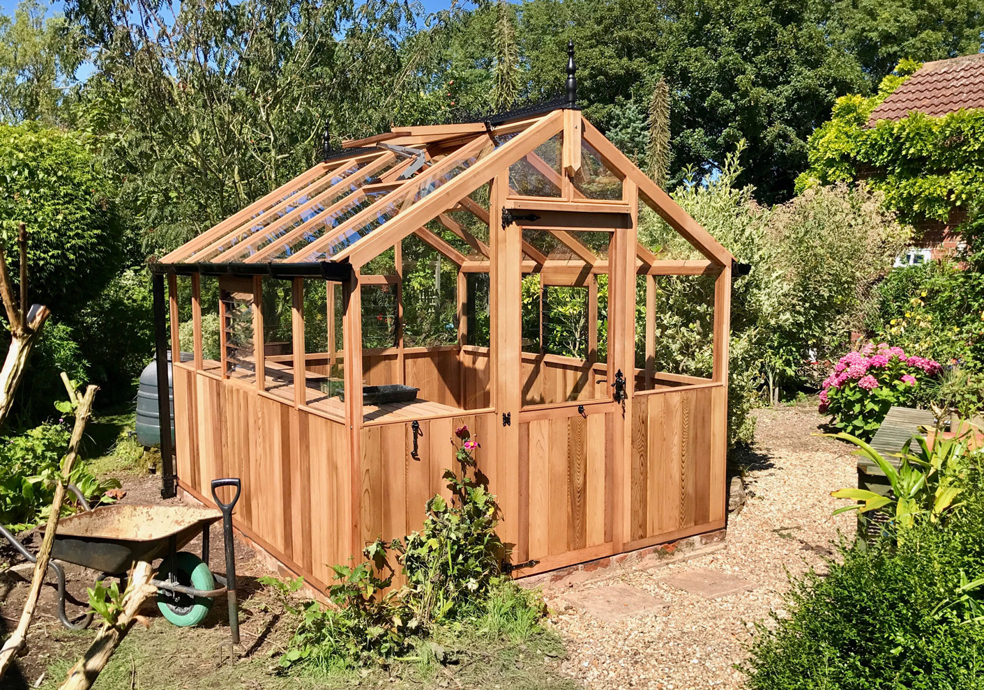 10ft x 8ft Bromley Greenhouse without maintenance free roof system