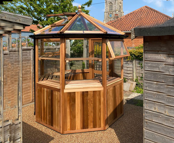 octagonal greenhouse with panels
